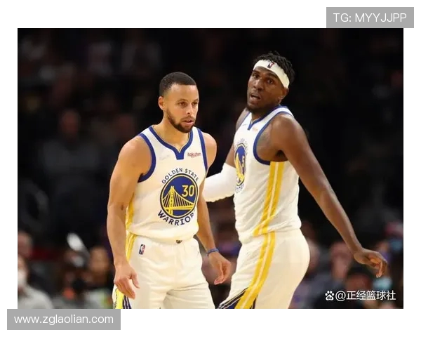 2014年勇士与鹈鹕季后赛第三场精彩对决回顾及分析